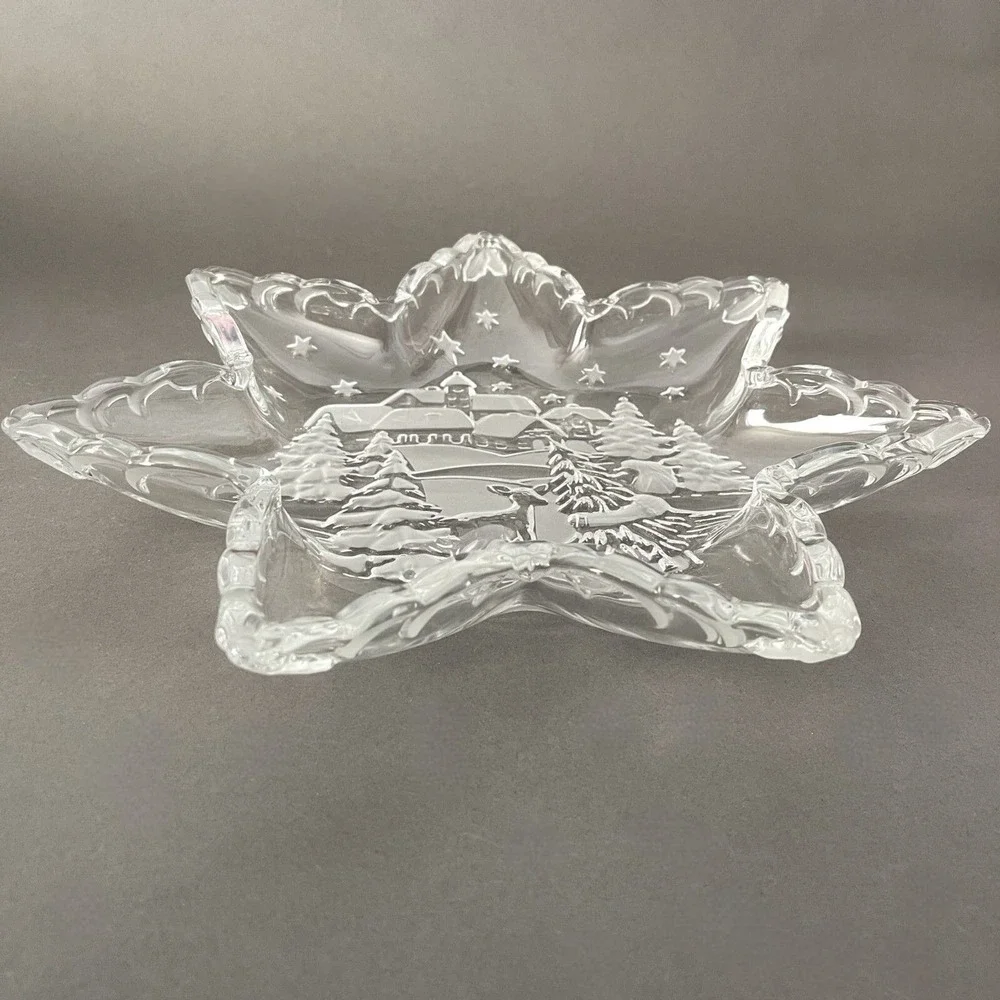 Mikasa Holiday Classics‎ Christmas Star Platter 12.5